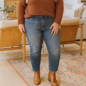 Judy Blue Mid Rise Slim Fit Jeans size 15/32‎ Women’s